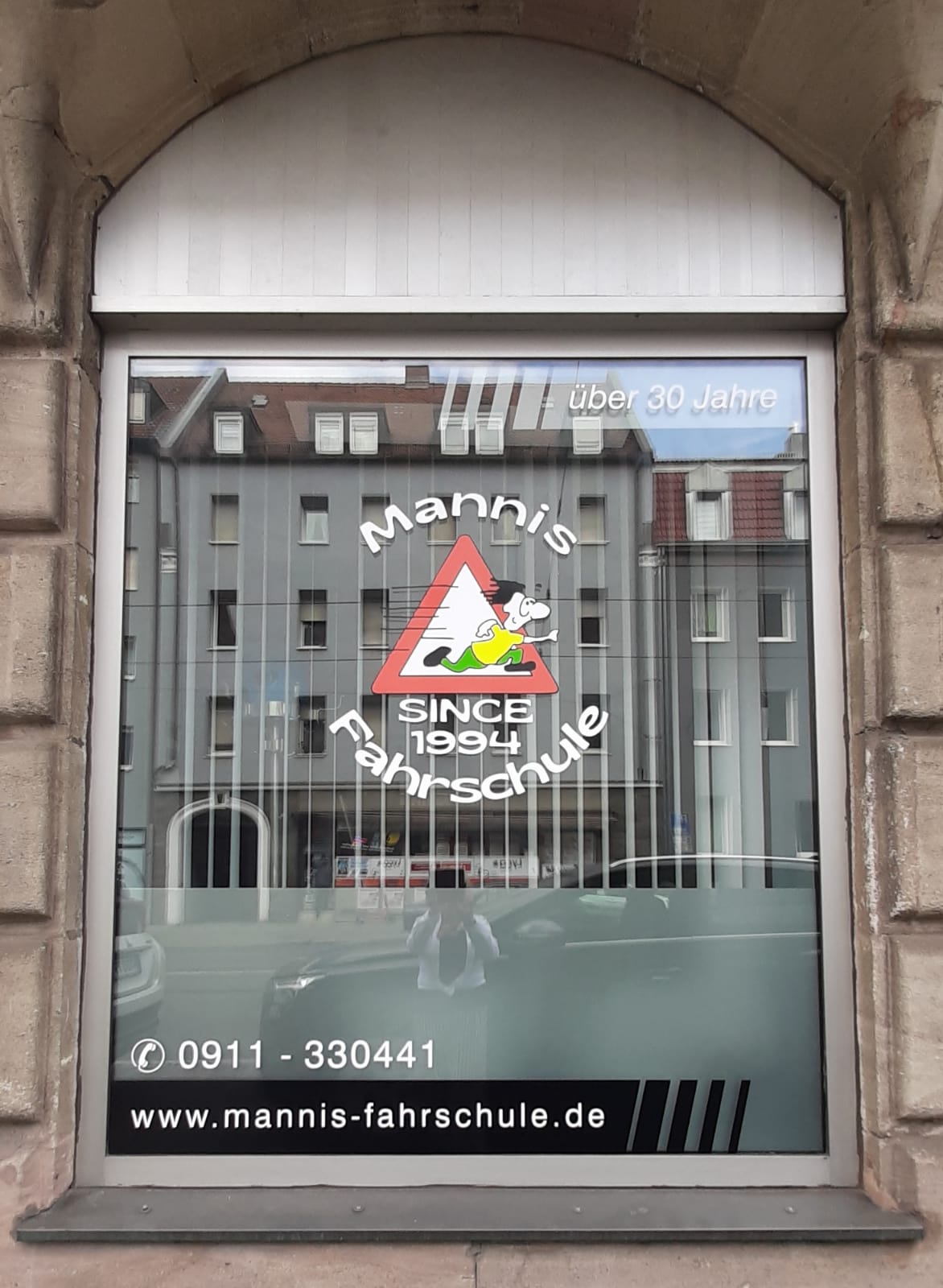 Aussenansicht Fahrschule Nuernberg - Foto 1